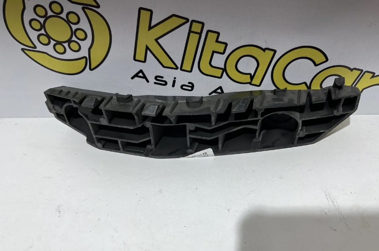 Кронштейн крепления переднего бампера правый Baic X35