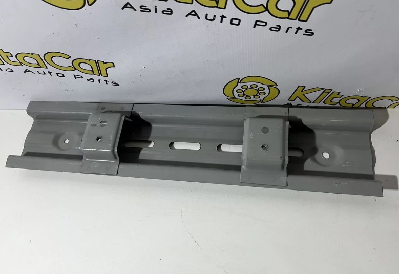 Балка поперечная нижняя радиатора в сборе Baic X35