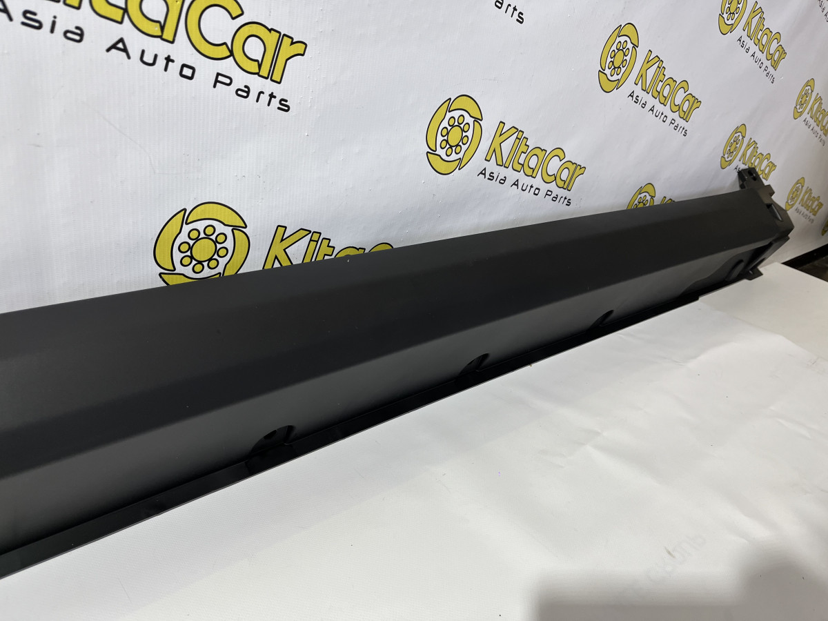 Накладка бокового порога в сборе правая Baic X35 НОВАЯ