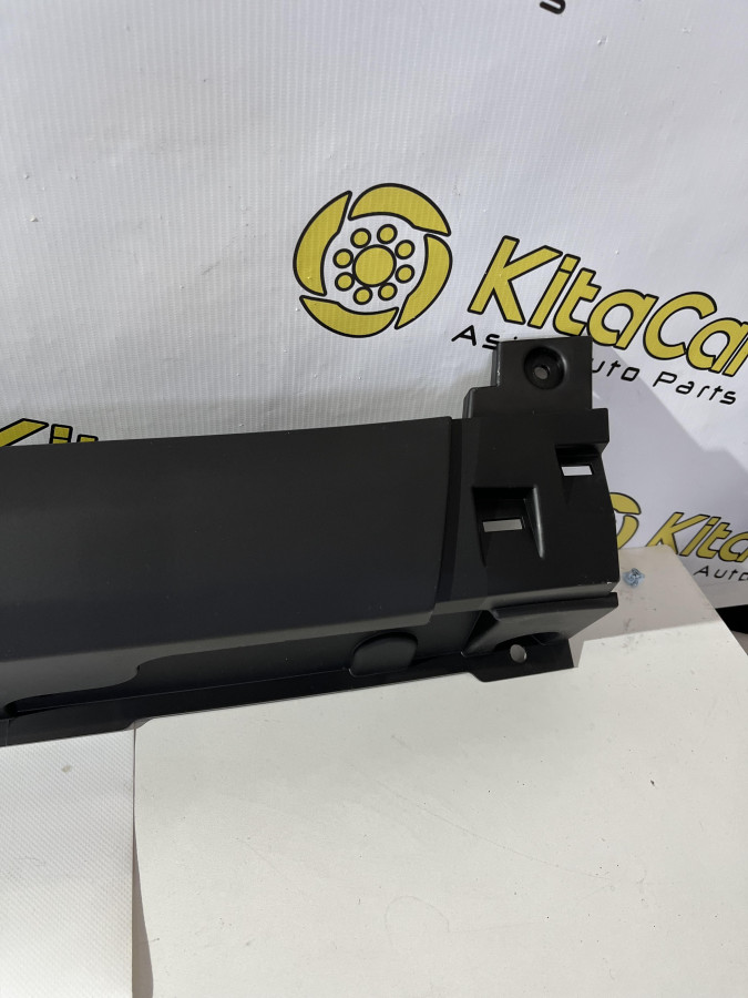 Накладка бокового порога в сборе правая Baic X35 НОВАЯ