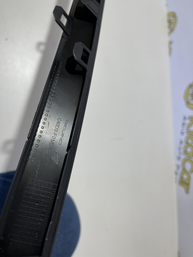 Планка отделки верхней решетки радиатора Baic U5 PLUS НОВАЯ
