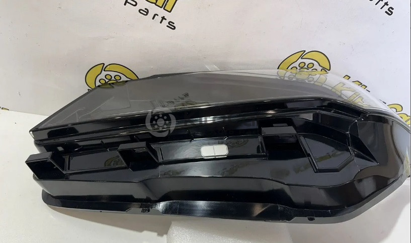 Стекло фары левое Geely Coolray A3 новое