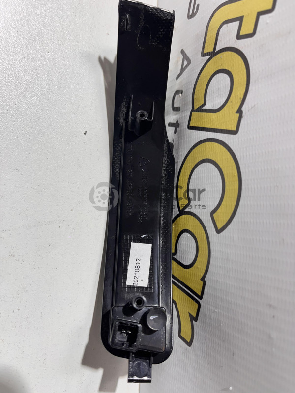 Повторитель правый в зеркало emgrand SS11 новый