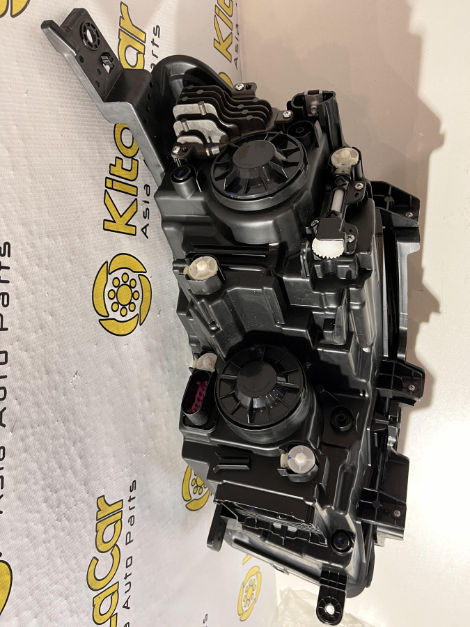 Фара передняя правая Geely Emgrand NEW SS11 новая