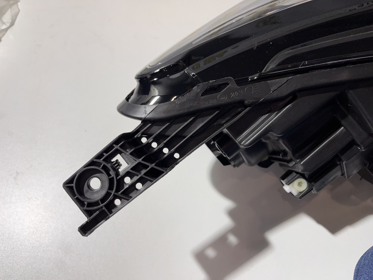 Фара передняя левая Geely Emgrand NEW SS11 галоген